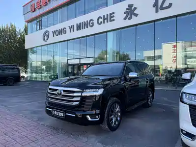 Toyota Land Cruiser (Import) 2025
