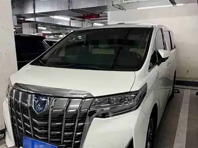 Toyota Alphard 2023