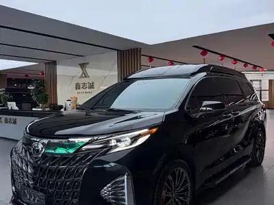 Toyota Granvia 2025