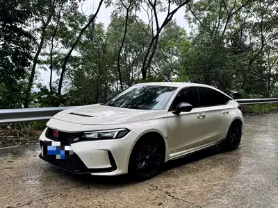 Honda Civic (Import) 2025