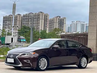 Lexus ES 2016
