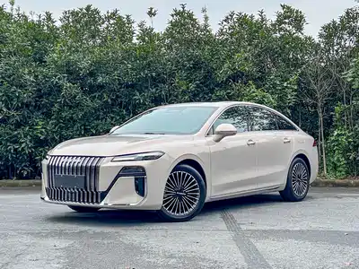 Roewe M7 DMH 2025