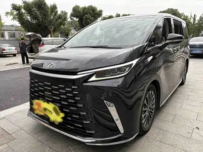 Lexus LM 2023
