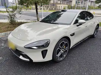 Xiaomi Auto SU7 2024