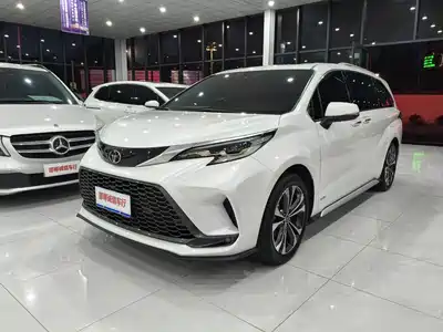 Toyota Granvia 2025