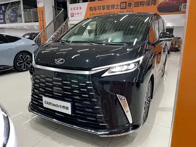 Lexus LM 2024