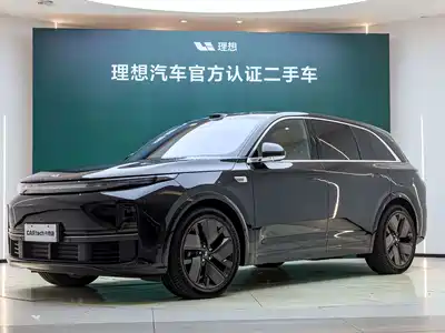 Li Auto L7 2025