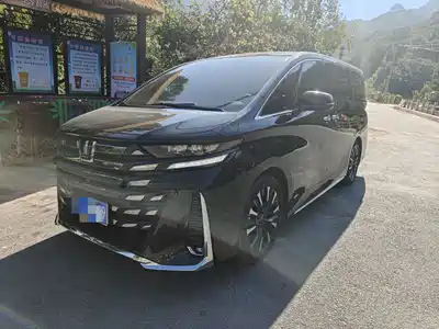 Toyota Vellfire 2024