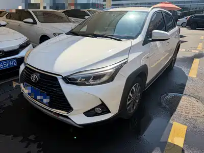 Toyota Yaris L 2023