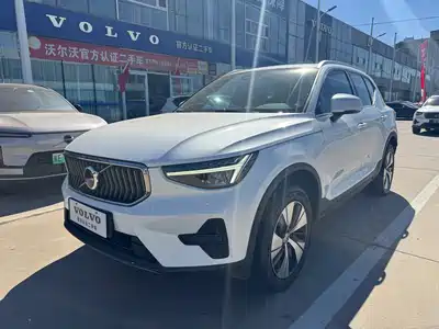 Volvo XC40 2024