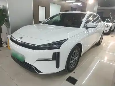 Geely Galaxy L6 2025