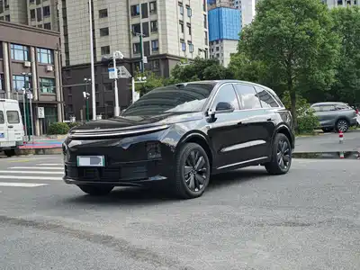 Li Auto L6 2025