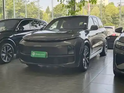 Li Auto L8 2023