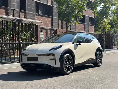 ZEEKR X 2024