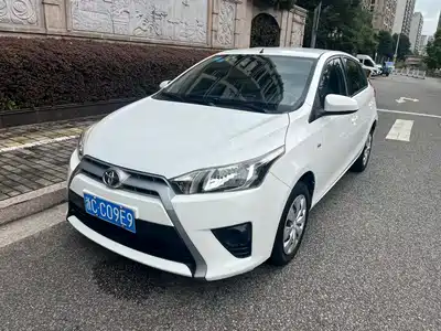 Toyota Yaris L 2015