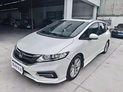 Honda Jade 2018