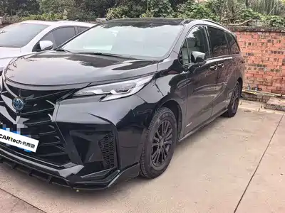 Toyota Sienna 2023