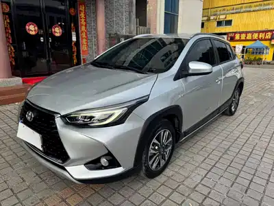 Toyota Yaris L 2022