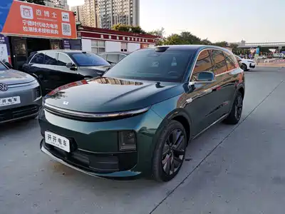 Li Auto L6 2025