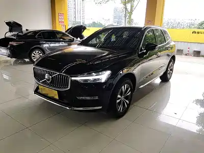 Volvo XC60 2025