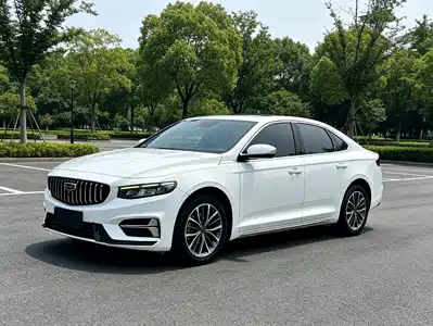 Geely Preface 2022