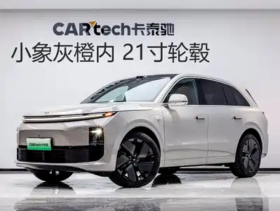 Li Auto L6 2025