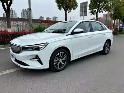 Geely Emgrand 2025