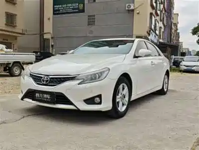 Toyota Reiz 2016
