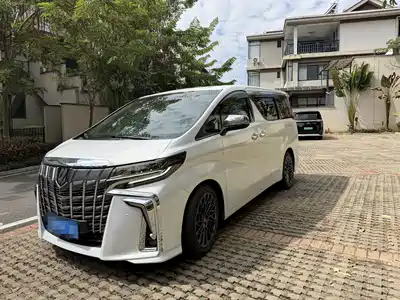 Toyota Alphard 2017