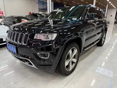 Jeep Grand Cherokee (Import) 2015