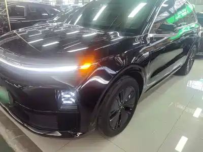 Li Auto L6 2024