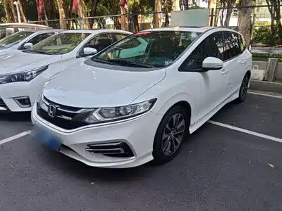 Honda Jade 2017