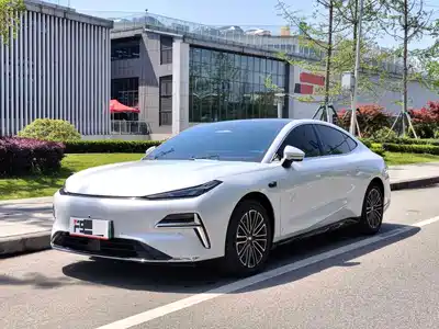 Geely Galaxy Xingyao 8 2025