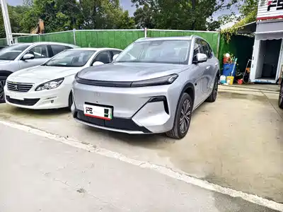 Geely Galaxy Starship 7 EM-i 2025