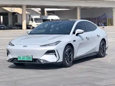 Geely Galaxy E8 2024