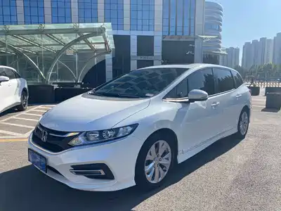 Honda Jade 2018