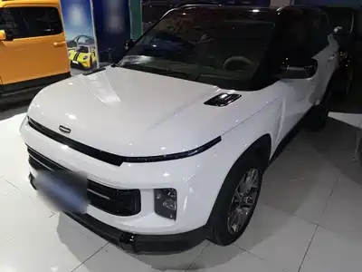 Geely ICON 2025
