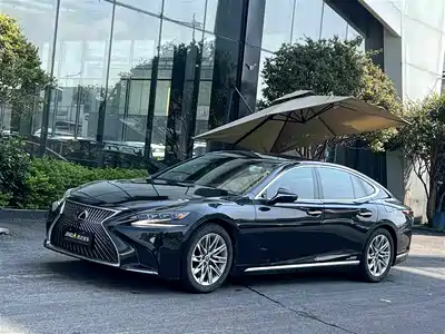Lexus LS 2019