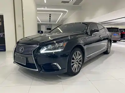 Lexus LS 2013