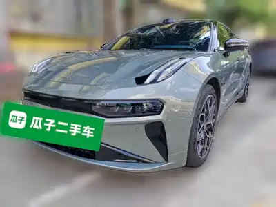 ZEEKR 001 2024