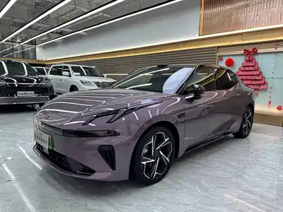 Lynk & Co 07 EM-P 2025
