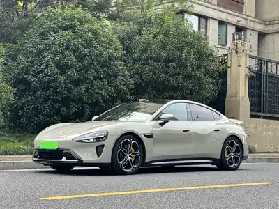 Xiaomi Auto SU7 2024