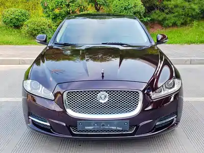 Jaguar XJ 2011