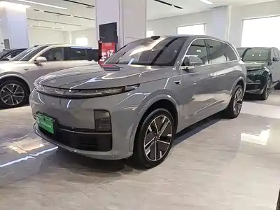 Li Auto L7 2025