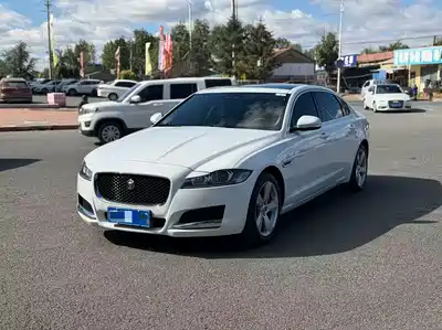 Jaguar XFL 2018