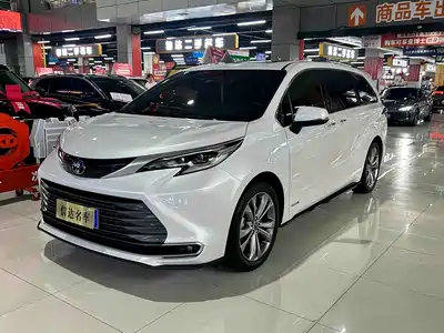 Toyota Sienna 2023