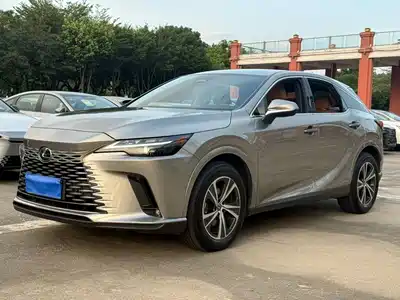 Lexus RX 2024