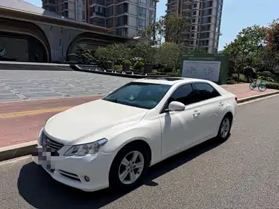 Toyota Reiz 2012