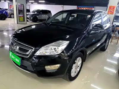 BAIC Senova X65 2015