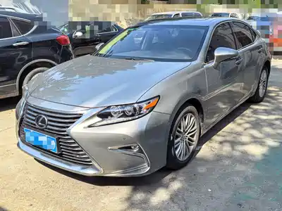 Lexus ES 2017